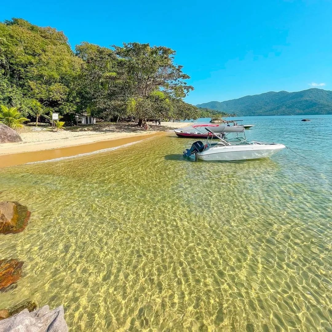 RÉVEILLON ILHA DOS COCOS PARATY RJ - BATE E VOLTA 2025