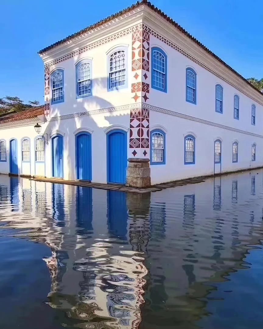 RÉVEILLON ILHA DOS COCOS PARATY RJ - BATE E VOLTA 2025