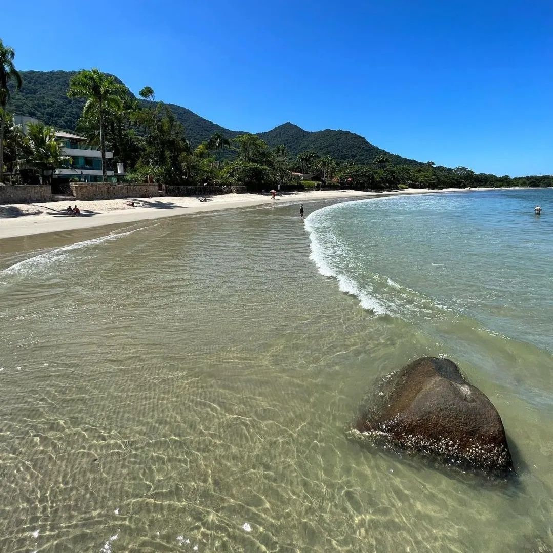 GRUTA QUE CHORA E PRAIA DO LÁZARO UBATUBA SP