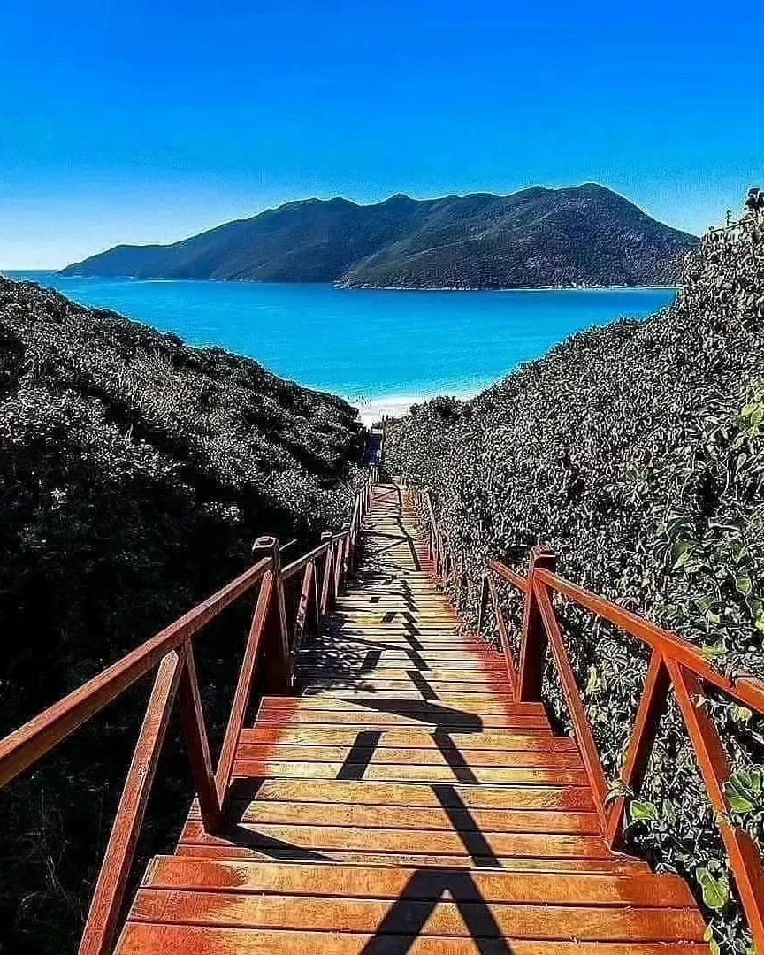 ARRAIAL DO CABO RJ BATE E VOLTA ( O CARIBE BRASILEIRO )